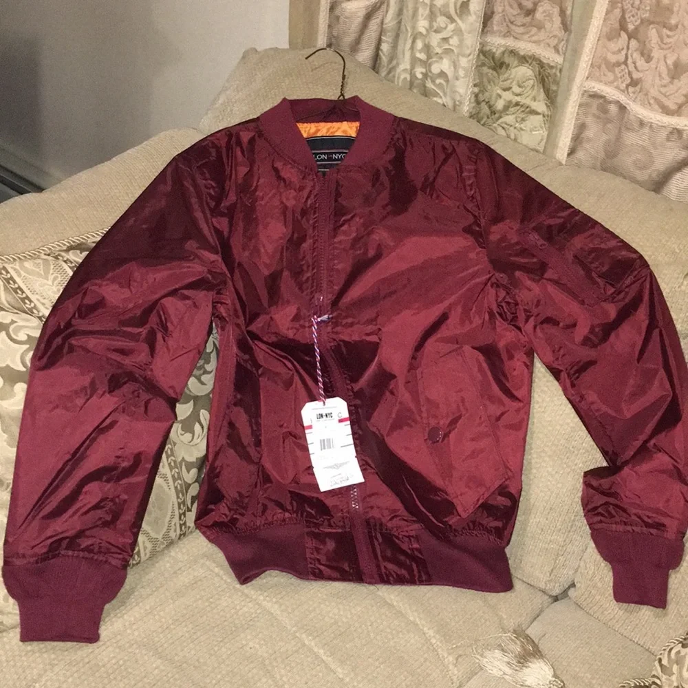 🍷 NWT LON - NYC Across the Pond Bomber Jacket